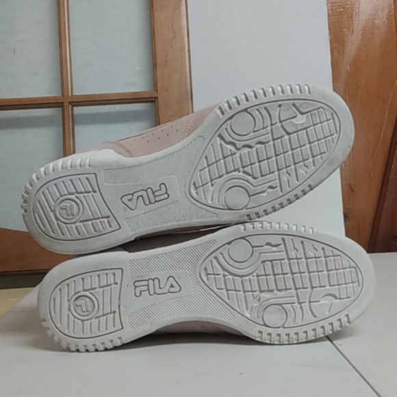 Fila Classics Original Suede Blush Sneakers Low Top Sneakers - Picture 5 of 13